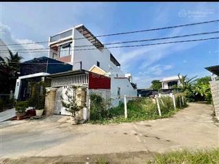 Bán lô đất 3 mặt tiền 140m2 full thổ cư