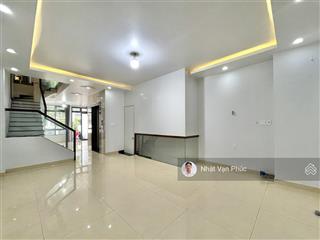 Tầng trệt 5x20m (~ 60m2) vạn phúc, đường lớn 20m, có thang máy, máy lạnh, hầm xe rộng. giá chỉ 9 tr