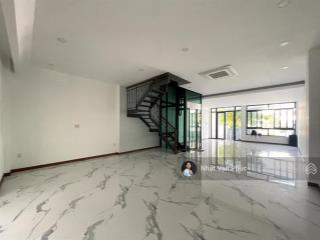Tầng trệt 6x20m view công viên, đường lớn 25m giá tốt chỉ 13 triệu/th