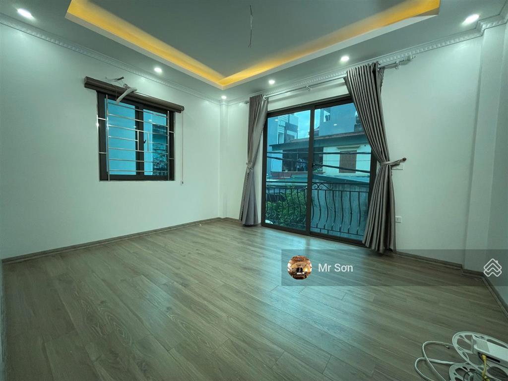 Nhà phú lương gần đại học đại nam, 45m 5 tầng, thang máy, 6 phòng, ở hoặc cho thuê tốt 6.9 tỷ