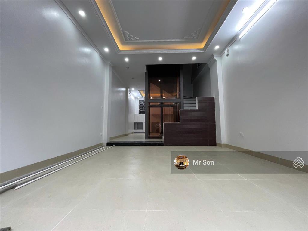 Nhà phú lương gần đại học đại nam, 45m 5 tầng, thang máy, 6 phòng, ở hoặc cho thuê tốt 6.9 tỷ