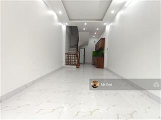 Bán nhà phú lương  xây độc lập, gần đường ô tô, giá rẻ nhất khu vực!