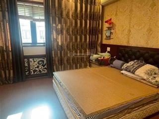 Chỉ hơn 7 tỷ có ngay căn nhà 4 tầng full nt ngay trung tâm bãi cháy hạ long