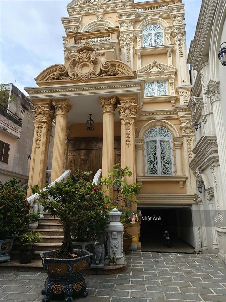 11mx30m  bán biệt thự sân vườn hầm 5 tầng hồ bơi sang trọng kế cư xá tự do  giá 66 tỷ