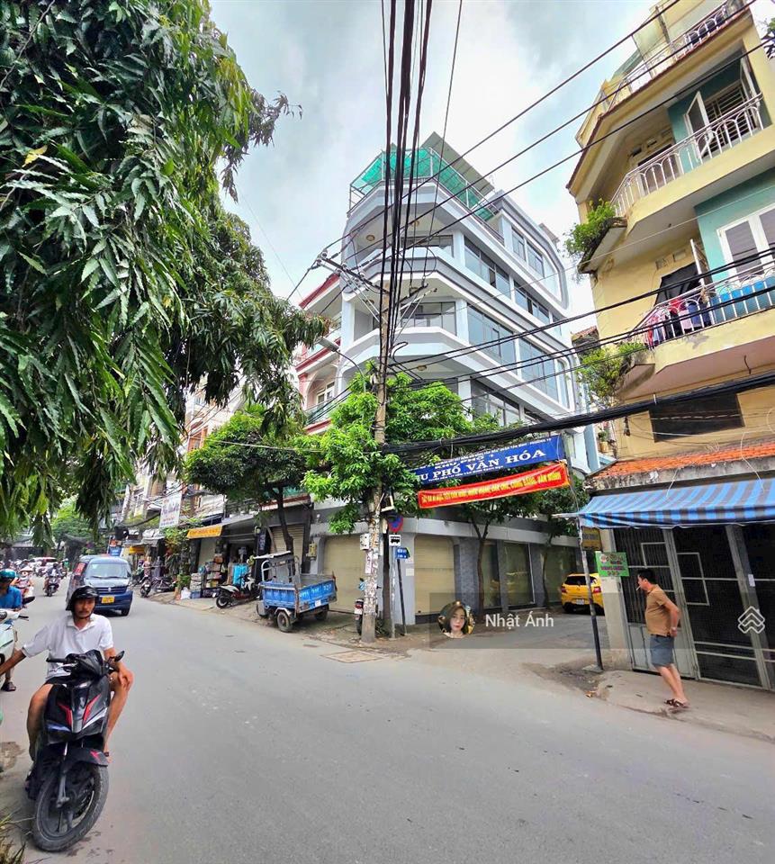 Bán nhà hẻm 8m bàu cát, phường 14, tân bình  4mx18m  nhà 4 tầng đang cho thuê giá 11.5 tỷ tl