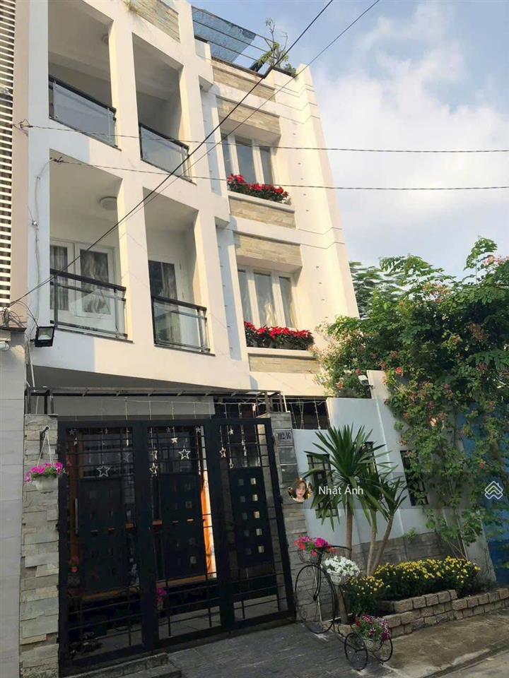 Bán nhà hẻm 8m bàu cát, phường 14, tân bình  4mx18m  nhà 4 tầng đang cho thuê giá 11.5 tỷ tl