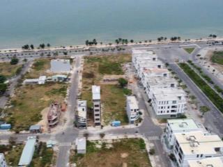 Bán đất mt lớn trần nguyên đán cách biển 700m. giá 5tỷ9 giá tốt