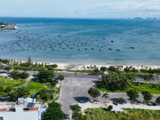Bán đất mặt tiền thành vinh 2 cách biển 200m đẹp. p sơn trà. giá tốt 7tyxx tốt