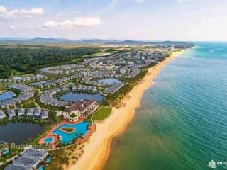 Chủ kẹt tiền chuyển nhượng gấp lô đất mặt tiền lớn phùng hưng cách biển 50m. giá chỉ 78 tr/m2