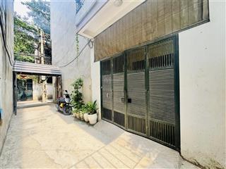 Bán nhà đường khương hạ. gần đường ô tô. 54m2  3 tầng. gần ngã tư sở.