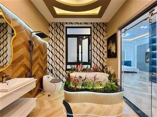 Chủ cần bán gấp căn biệt thự phường 11 quận gò vấp , vị trí cực đẹp đường xe hơi vào tận nhà , cụt