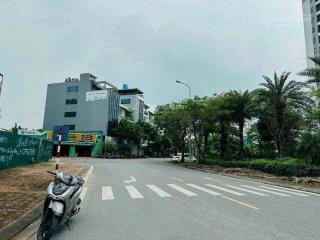 Hoa hậu đẹp nhất giang biên lô đất đẹp, tđc giang biên  long biên dt 80m2, mt 5.40m  giá hấp