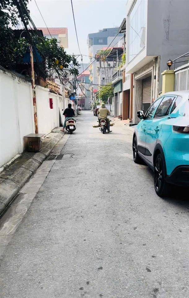 Duy nhất còn một lô vừa tầm tiền việt hưng. đất đẹp giang biên việt hưng. đường ô tô tránh, 74m2.
