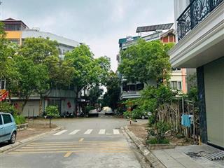 Đất đẹp cực hiếm khu tđc giang biên  việt hưng  long biên. 58m2, mt 5m, view vườn hoa cực đẹp