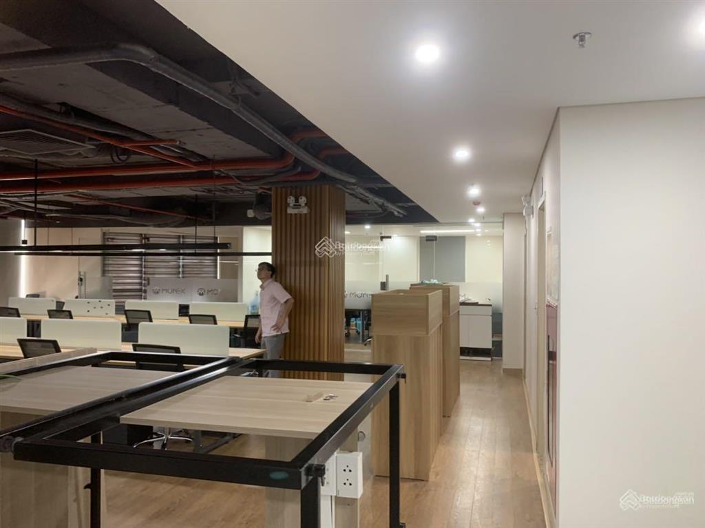 Cho thuê văn phòng phố la thành đống đa hà nội diện tích 200m2 giá thuê 155 nghìn/1m2/1 tháng