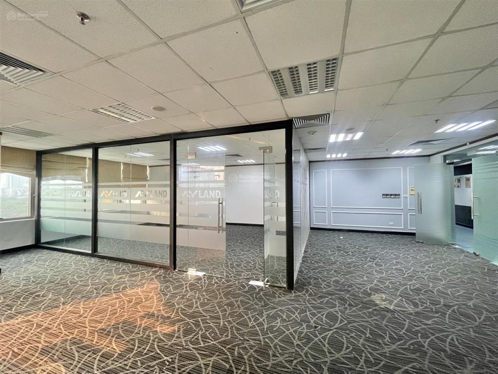 Cho thuê văn phòng phố trần quốc toản, hoàn kiếm, hà nội 80m2