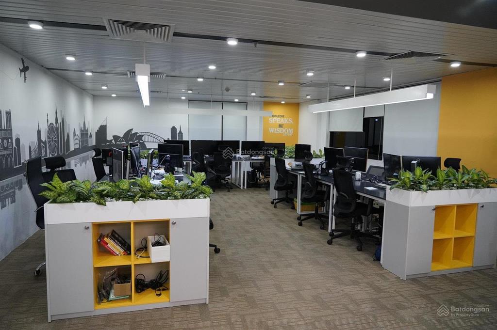 Cho thuê văn phòng tòa nhà vtc building số 18 tam trinh view đẹp dt 100m2 giá ưu đãi