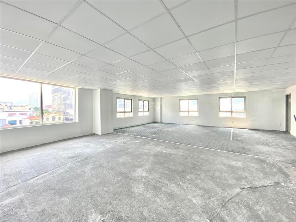 Cho thuê văn phòng tòa nhà vtc building số 18 tam trinh view đẹp dt 100m2 giá ưu đãi