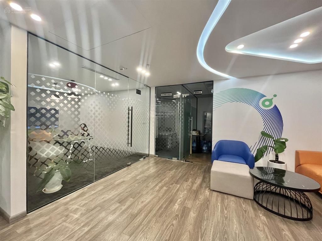 Bán sàn văn phòng tại 97 láng hạ, đống đa, hà nội dt 250m2 giá tốt