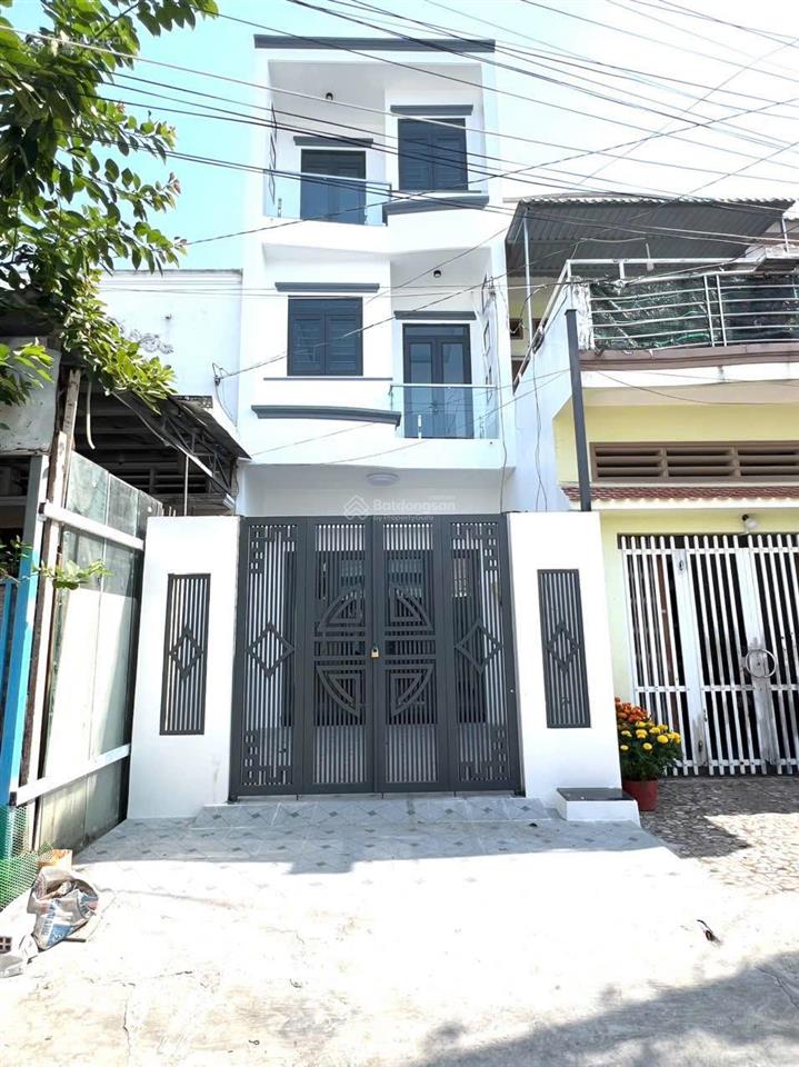 Nhà 1 trệt 2 lầu nhánh ngô gia tự cập bên kdt phú cường