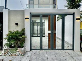 Nhà trệt lửng thiết kế hiện đại gần chợ đêm phú cường