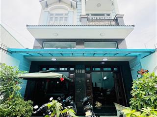 Bán biệt thự khu vip tân sơn nhì, 190m2 ( 8x24m) chỉ hơn 80tr/m2 giá rẻ