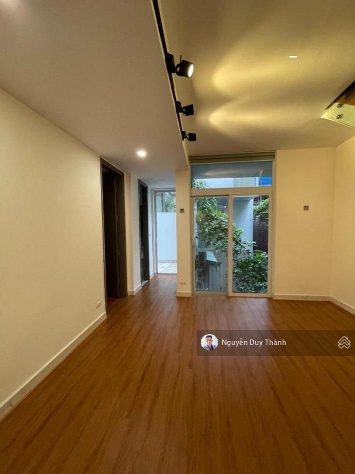 Bán bt golden westlake 151 phố thụy khuê, 170m2, 4 tầng, gara ô tô, sân vườn, bv 24/24, giá 71.5tỷ