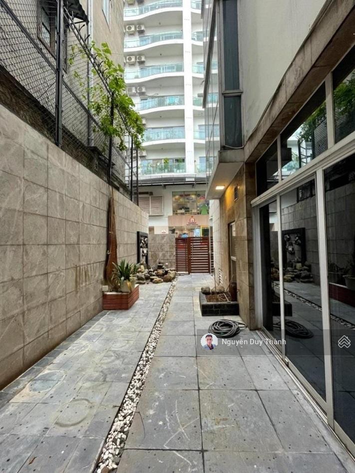 Bán bt golden westlake 151 phố thụy khuê, 170m2, 4 tầng, gara ô tô, sân vườn, bv 24/24, giá 71.5tỷ