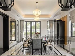 Bán biệt ciputra, khu k, 450m2 3tầng, lô góc, 4 mặt thoáng, ngã 4 quyền lực mp tương lai giá đầu tư