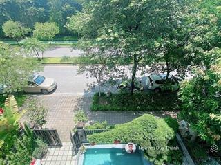 Bán biệt thự ciputra, tây hồ, 230m2 4tầng, sân vườn, bể bơi, hồ cá, thang máy, full nội thất 86.8tỷ