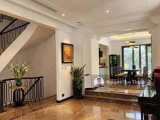 Bán biệt thự kđt văn quán, mặt phố, 180m2, 4tầng, 3 mặt thoáng, oto tránh đỗ vỉa hè, giá chỉ 39.9tỷ