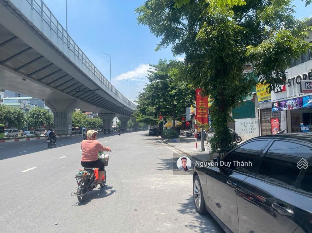 Bán đất phố minh khai hai bà trưng 120m2, mt 6m, ôtô đỗ cửa, ôtô tránh cách 50m, hàng kín 150tr/m2