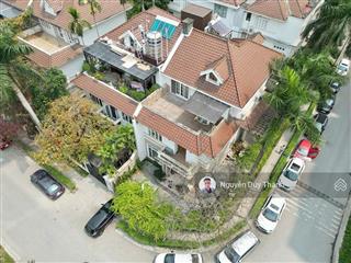 Bán biệt thự ciputra tây hồ, khu g lô góc sân vườn, 320m2, 3tầng, mt 36m, 135tỷ chủ bán kín giá tốt