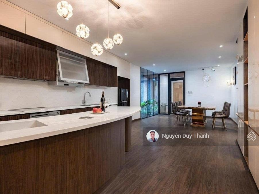 Bán nhà mặt phố yên hoa, tây hồ, tòa apartment 260m2 10tầng, dòng tiền 600tr/tháng, 1xxtỷ,5xxtr/m2.