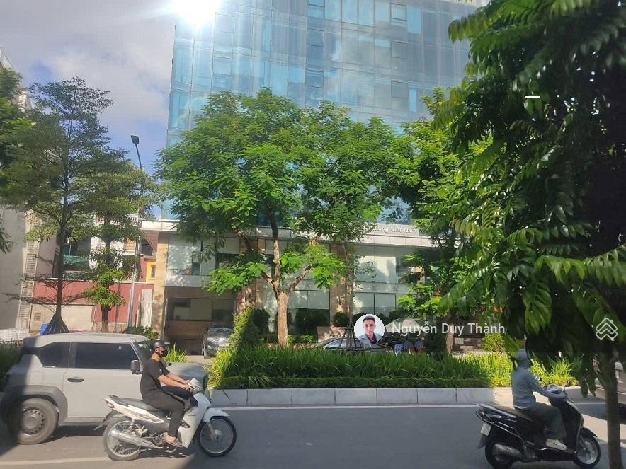 Bán đất mặt phố lạc long quân, vệ hồ, tây hồ, 180m2, mt gần 6m, giá đầu tư, 390tr/m2 chào bán 70tỷ