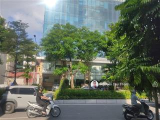 Bán đất mặt phố lạc long quân, vệ hồ, tây hồ, 180m2, mt gần 6m, giá đầu tư, 390tr/m2 chào bán 70tỷ