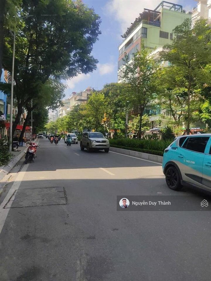 Bán đất mặt phố lạc long quân, vệ hồ, tây hồ, 180m2, mt gần 6m, giá đầu tư, 390tr/m2 chào bán 70tỷ