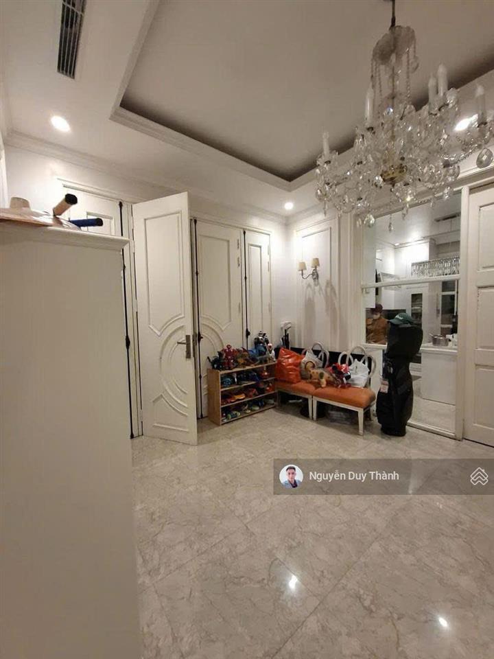 Bán bt kđt yên hòa, cầu giấy, 280m2, 4tầng, lô góc sân vườn, full nội thất, ở ngay đón tết hạ 10tỷ