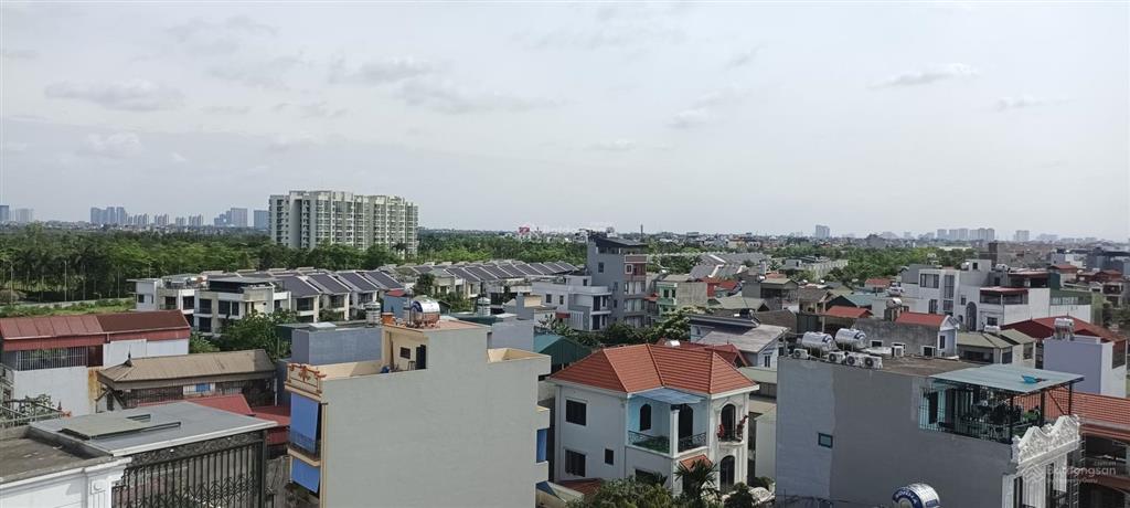 Bán nhà cổ linh, 80m2 x 2 mt rộng x 7 tầng, thang máy, gara, ô tô tránh, nội thất nhập khẩu, kd