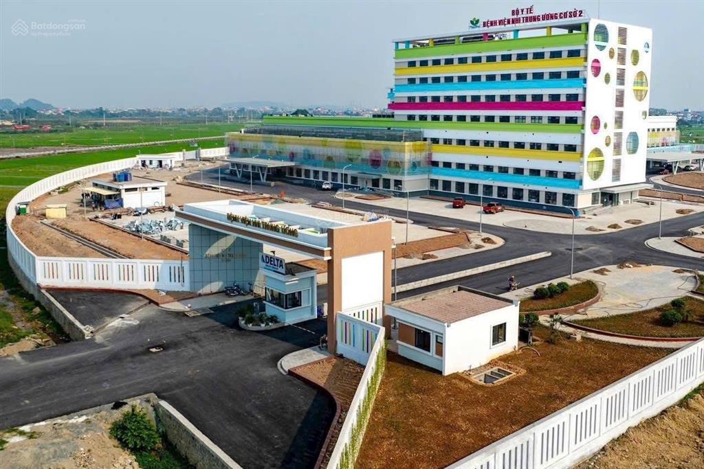 Bán lô góc cực đẹp vị trí vàng trong khu công nghệ cao cách chợ 20m