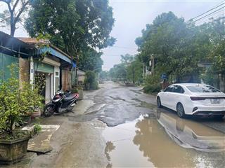 Bán lô đất 98m2 trục chính đồng trúc cách tuyến metro chỉ 200 m. vị trí kinh doanh