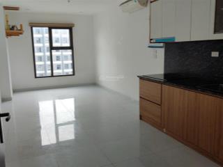 Chung cư bluestar tầng trung, ban công đông nam, view hồ cực mát