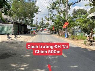 Rẻ, chỉ 50tr/m2  đất mặt tiền trung tâm  176m2, ngang 5m  gần khu công nghệ cao q9