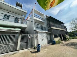 Bán nhà trọ  tăng nhơn phú a  q9  thu nhập 300tr/n  dt 130m2, ngang 6,5m  2 tầng  9 phòng