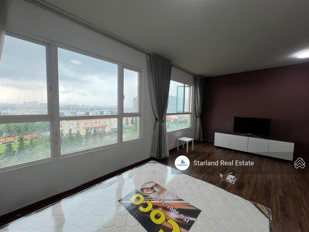 Hàng hiếm vista verde 4pn tây nam view toàn tp  204m2 giá 19 tỷ.  0938 798 *** em thi