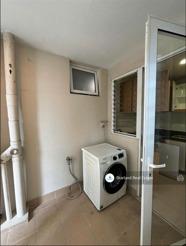 Hàng hiếm vista verde 4pn tây nam view toàn tp  204m2 giá 19 tỷ.  0938 798 *** em thi