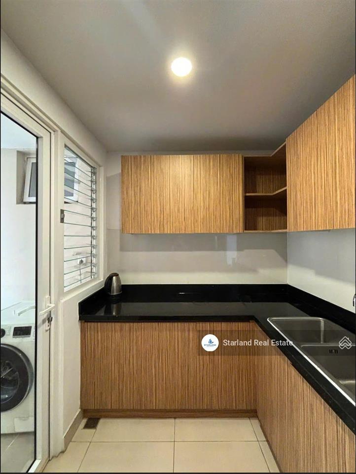 Hàng hiếm vista verde 4pn tây nam view toàn tp  204m2 giá 19 tỷ.  0938 798 *** em thi