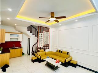 Pháo đài láng, ngõ nông, 20m ô tô, tặng nội thất, 42m2*5 tầng