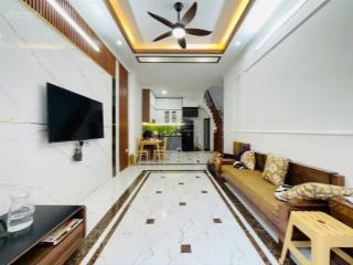 Pháo đài láng, ngõ nông, lô góc, tặng nội thất, 39m2*3 tầng