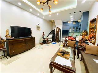 Tin chuẩn! mặt ngõ thái thịnh, ngõ thông, kinh doanh, trước nhà 4m, sát phố, sổ vuông, ở luôn, 42m2